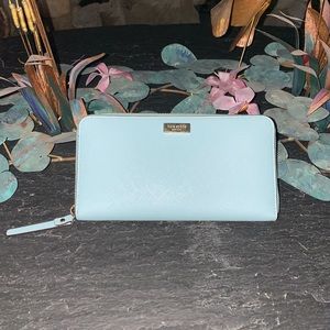 Light blue Kate spade wallet 🌌 🙂